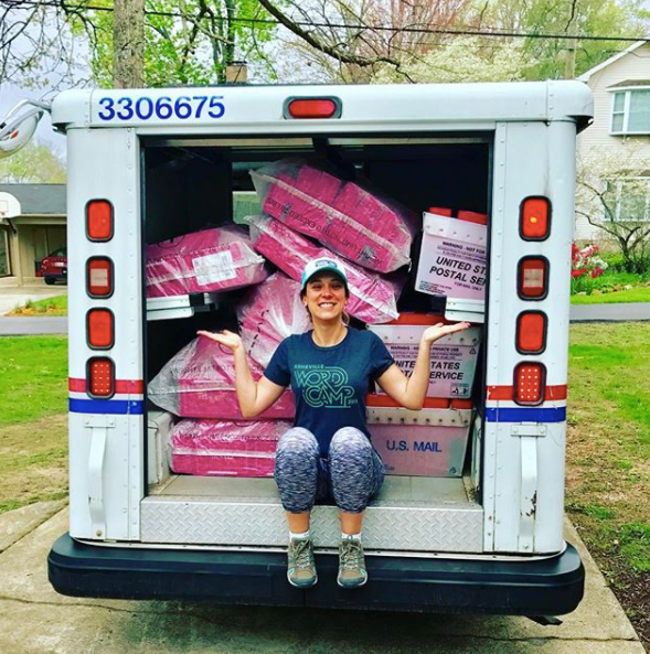 Julie shipping off a load of 400 boxes from North Carolina (@sparklehustlegrow)