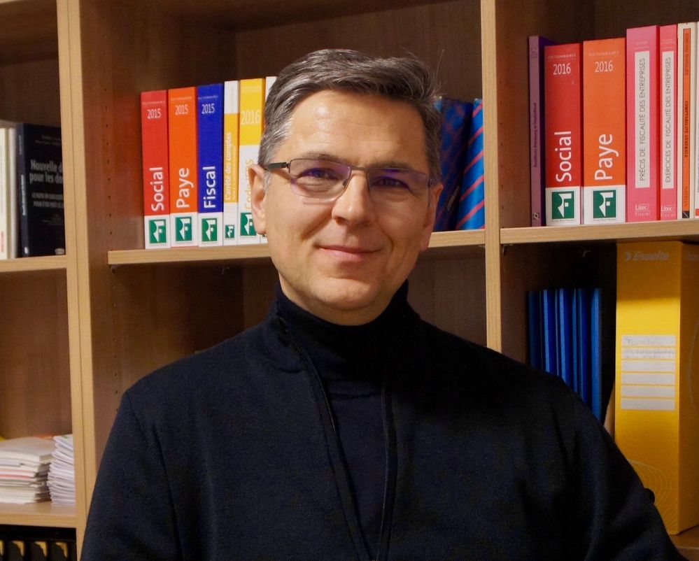 Portrait SE.jpg