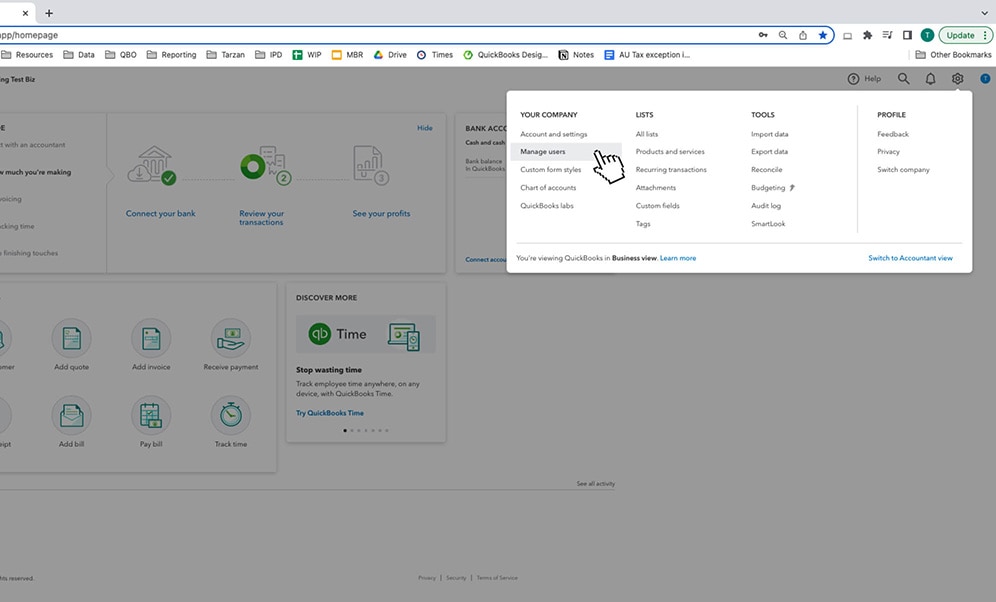 A screenshot of selecting the "Manage Users" tab to invite an accountant to collaborate on QuickBooks Online.