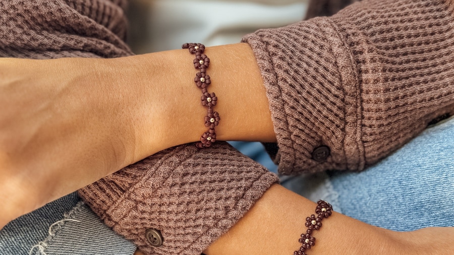 Oak & Eve- Merlot Daisy Bracelet