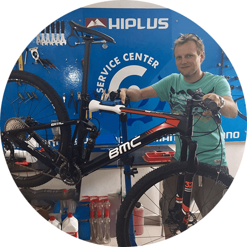 Nils Peters in his Hiplus Sevice Center