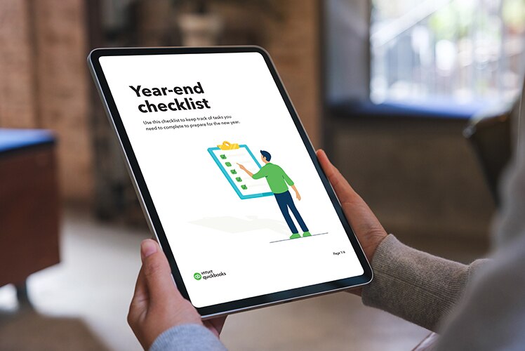 A mock-up image of the year-end checklist template.