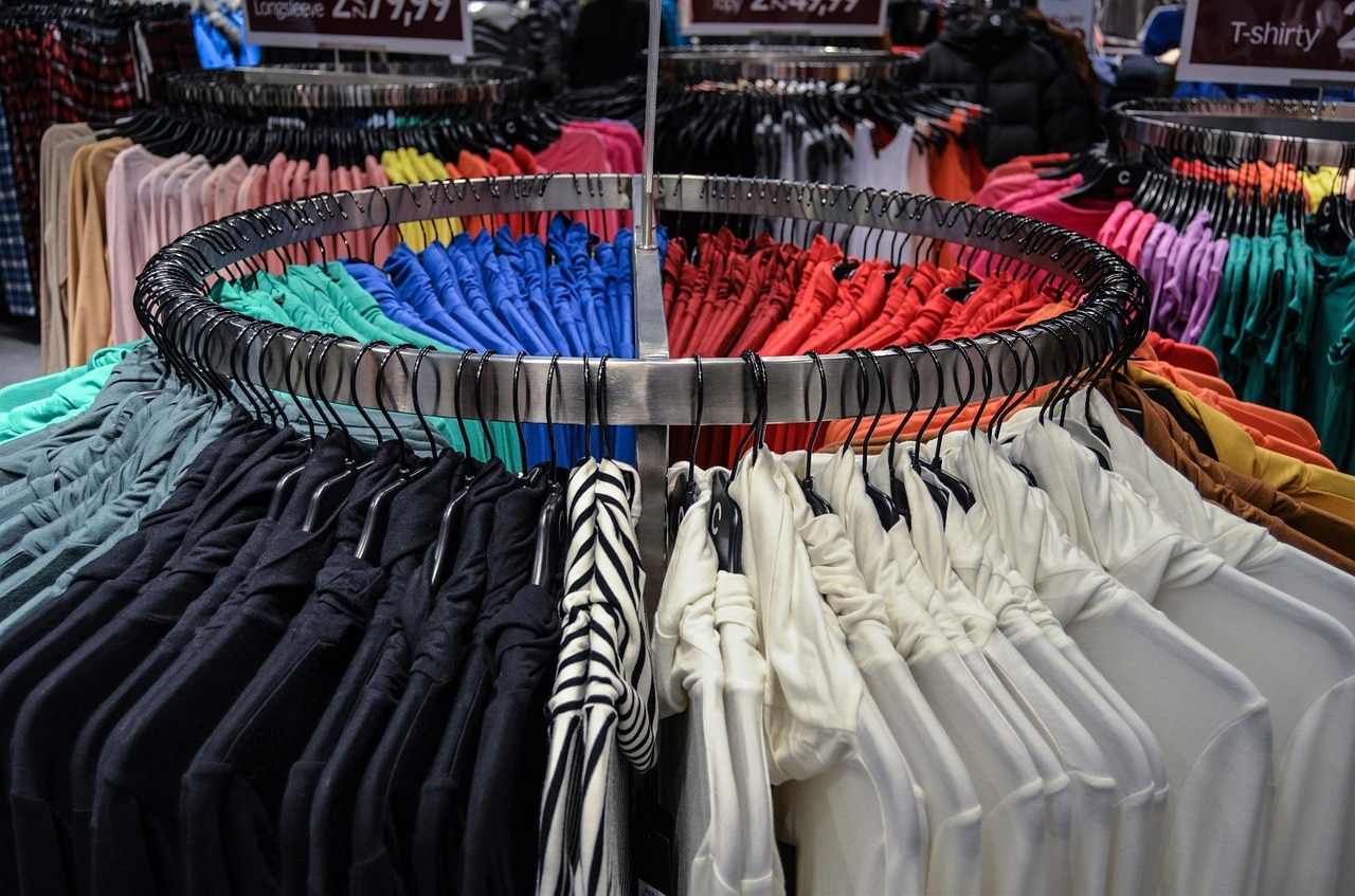 Wholesale apparel pricing: 3 tips to set the right price