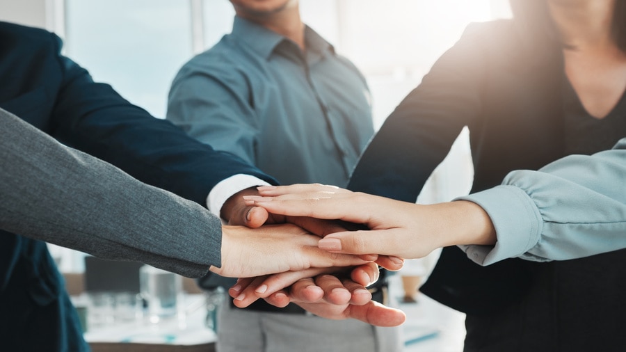 Business team writes a mission statement