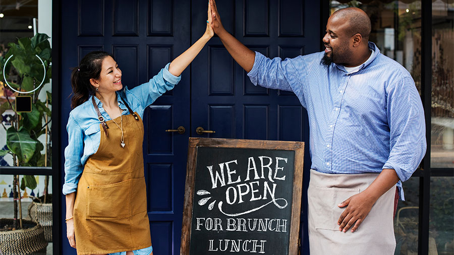 How to open a restaurant in 13 steps
